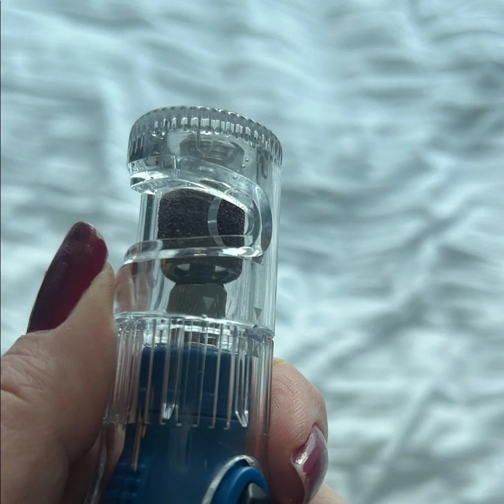 Blue Electric dog nail Trimmer never used